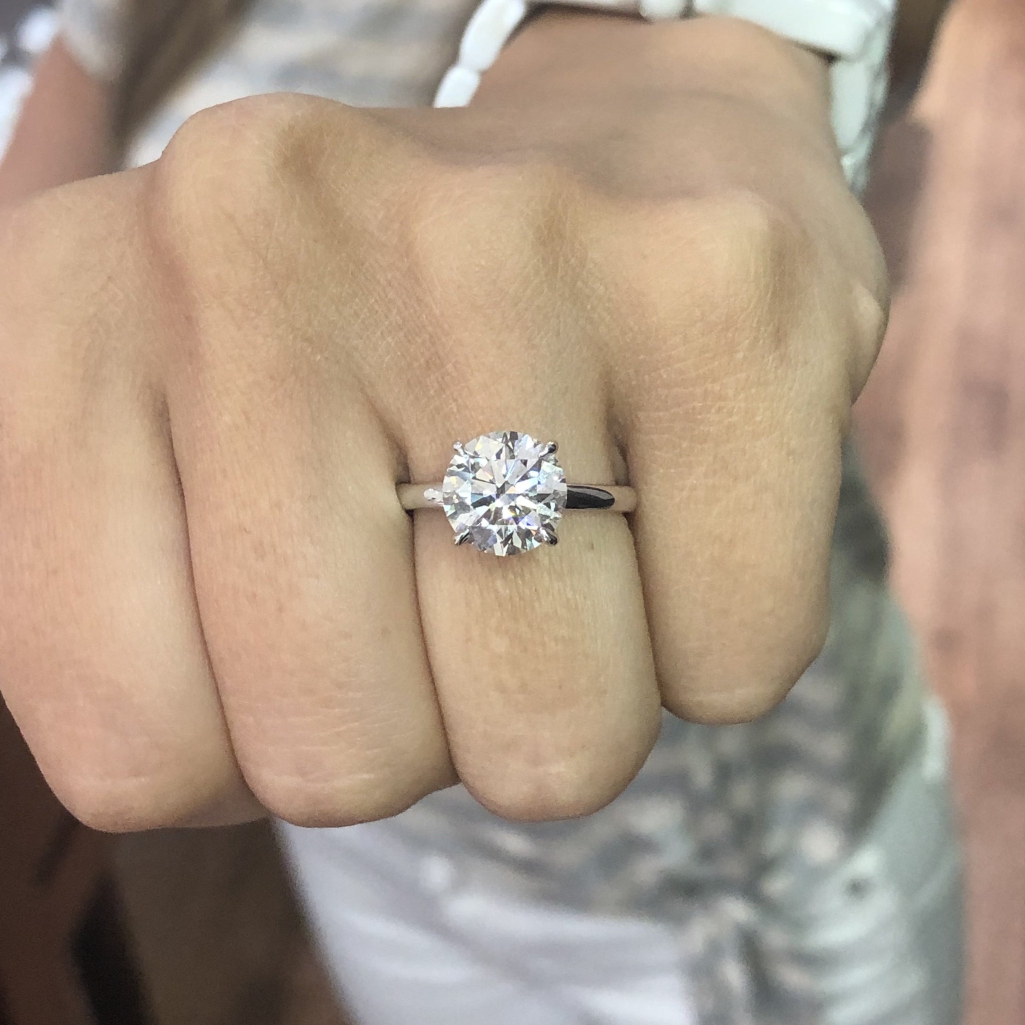 4 prong diamond Outlet